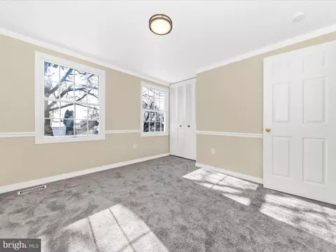Bedroom - 1381 Fox Run Ct, Frederick, MD 21703 photo 6 of 8