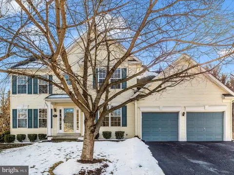 162 Midsummer Dr, Frederick, MD 21702 photo 2