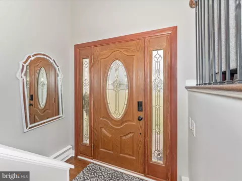 4328 Dover Dr, Frederick, MD 21703 photo 3
