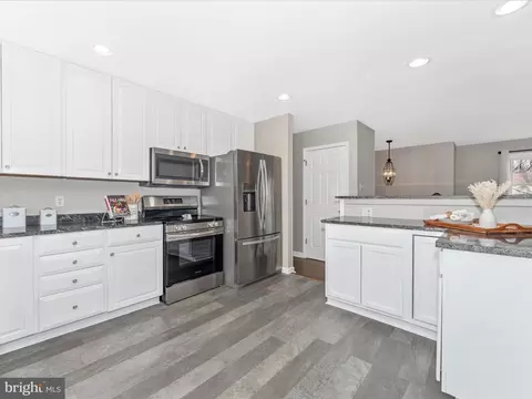 4328 Dover Dr, Frederick, MD 21703 photo 13