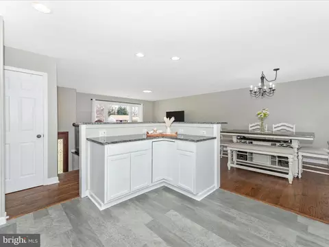 4328 Dover Dr, Frederick, MD 21703 photo 14