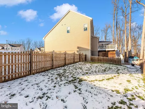 Exterior - 6555 Saxony Ct, Frederick, MD 21701 photo 11 of 17