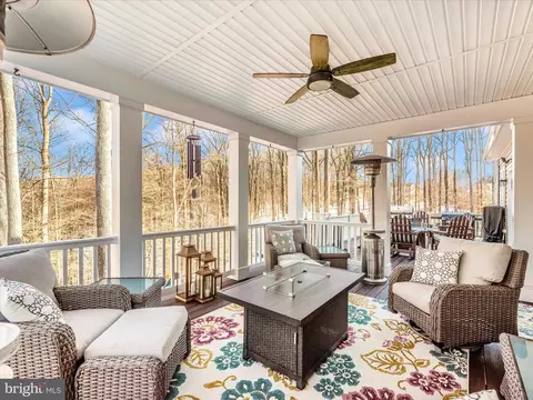 Exterior - 6555 Saxony Ct, Frederick, MD 21701 photo 6 of 17