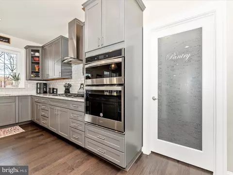Kitchen - 6555 Saxony Ct, Frederick, MD 21701 photo 10 of 10
