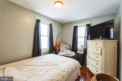Bedroom - 15 E C St, Brunswick, MD 21716 photo 3 of 3