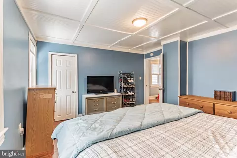 Bedroom - 15 E C St, Brunswick, MD 21716 photo 2 of 3
