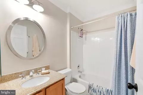 Bath - 5080 Reigate Ct, Frederick, MD 21703 photo 4 of 4