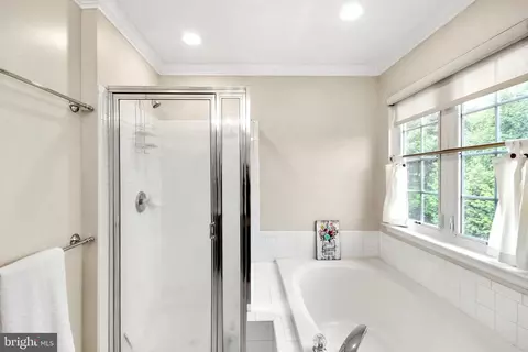 Bath - 5080 Reigate Ct, Frederick, MD 21703 photo 2 of 4