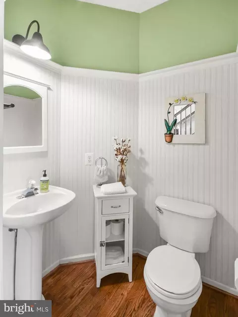 Bath - 5080 Reigate Ct, Frederick, MD 21703 photo 1 of 4