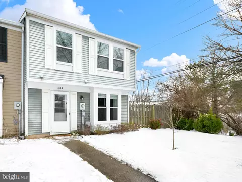 Exterior - 534 Beebe Ct, Frederick, MD 21703 photo 2 of 9