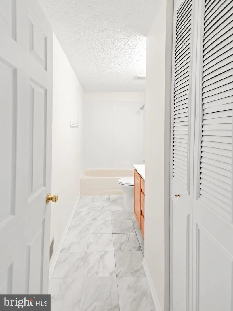 Entry Way - 534 Beebe Ct, Frederick, MD 21703 photo 6 of 7