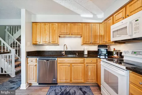 6617 Spokeshave Ct, Frederick, MD 21703 photo 11