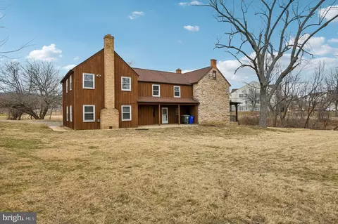 Exterior - 2018 Cohasset Ct, Frederick, MD 21702 photo 8 of 9