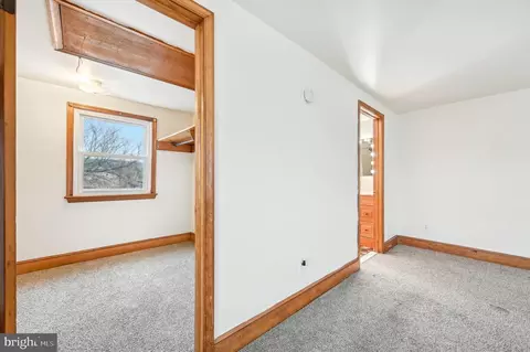 Entry Way - 2018 Cohasset Ct, Frederick, MD 21702 photo 5 of 6