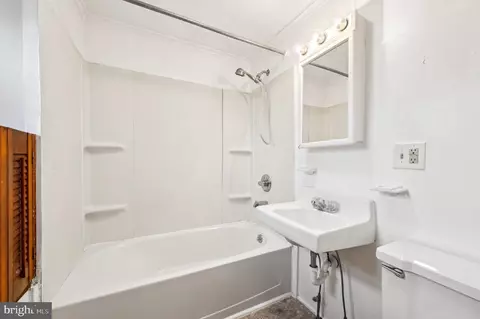 Bath - 2018 Cohasset Ct, Frederick, MD 21702 photo 1 of 2
