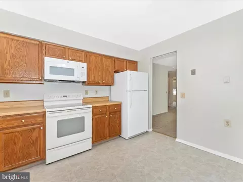 Kitchen - 5794 Box Elder Ct, Frederick, MD 21703 photo 4 of 4
