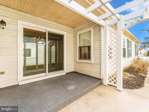 Exterior - 5794 Box Elder Ct, Frederick, MD 21703 photo 4 of 15