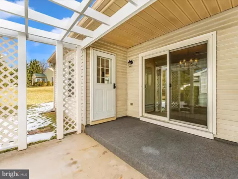 Exterior - 5794 Box Elder Ct, Frederick, MD 21703 photo 7 of 15
