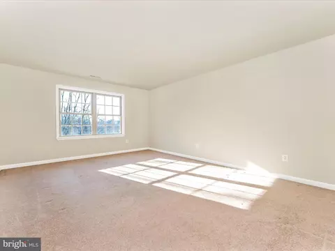 Bedroom - 2527 Mill Race Rd, Frederick, MD 21701 photo 3 of 8