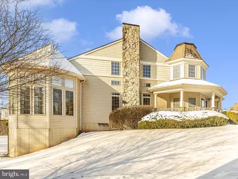 Exterior - 2527 Mill Race Rd, Frederick, MD 21701 photo 3 of 16