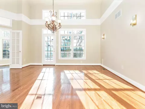 Living - 2527 Mill Race Rd, Frederick, MD 21701 photo 11 of 14