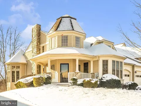 Exterior - 2527 Mill Race Rd, Frederick, MD 21701 photo 1 of 16