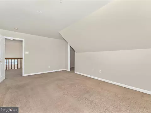 Bedroom - 2527 Mill Race Rd, Frederick, MD 21701 photo 7 of 8