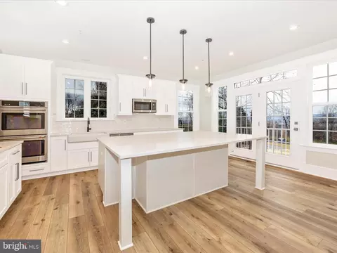 Kitchen - 7022 Ridge Rd, Frederick, MD 21702 photo 6 of 10