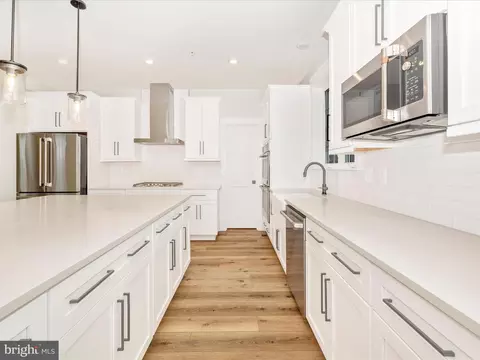 Kitchen - 7022 Ridge Rd, Frederick, MD 21702 photo 7 of 10
