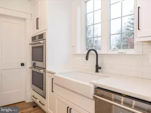 Kitchen - 7022 Ridge Rd, Frederick, MD 21702 photo 8 of 10