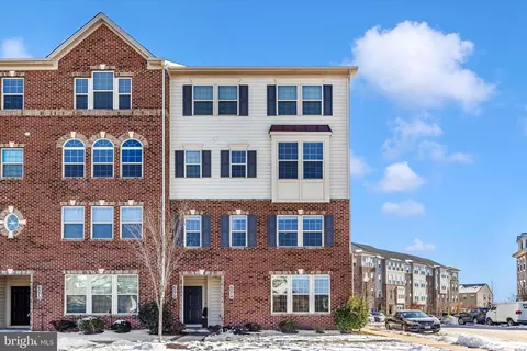 6074 Forum Sq, Frederick, MD 21703
