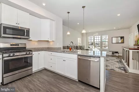 6074 Forum Sq, Frederick, MD 21703 photo 9