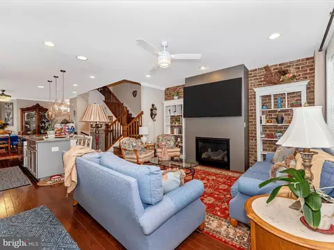 Living - 1167 Holden Rd, Frederick, MD 21701 photo 3 of 6