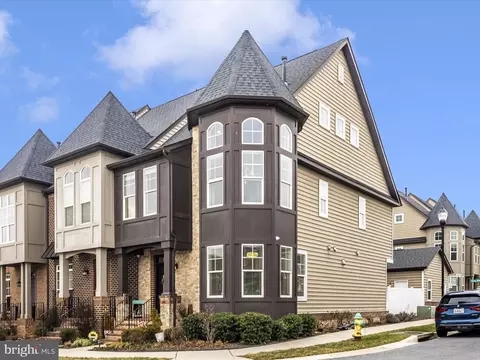 Exterior - 1167 Holden Rd, Frederick, MD 21701 photo 9 of 17