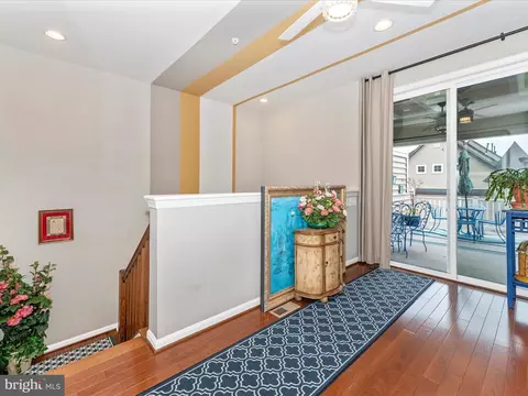 Entry Way - 1167 Holden Rd, Frederick, MD 21701 photo 7 of 8