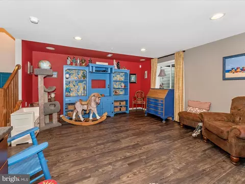 Living - 1167 Holden Rd, Frederick, MD 21701 photo 5 of 6