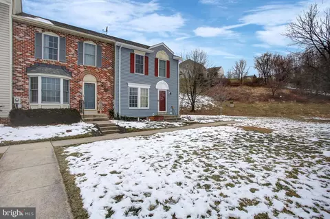 2415 Prentice Ct, Frederick, MD 21702 photo 2