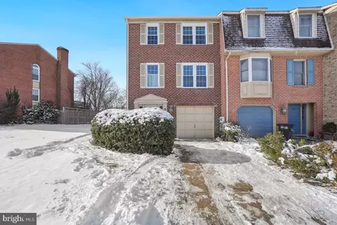 8015 Hollow Reed Ct, Frederick, MD 21701