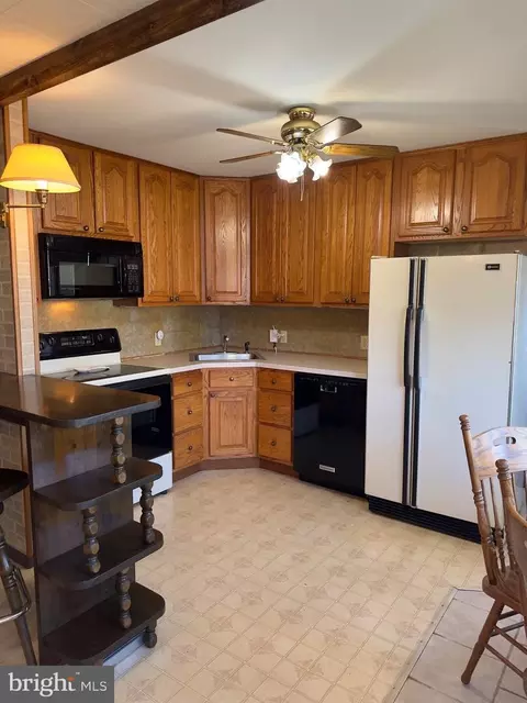 Kitchen - 1406 Pinewood Dr, Frederick, MD 21701 photo 1 of 2