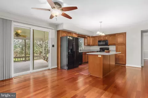 8217 Fox Hunt Ln, Frederick, MD 21702 photo 11
