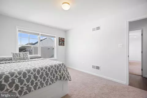 Bedroom - 1702 Damsire Mews, Frederick, MD 21702 photo 5 of 9