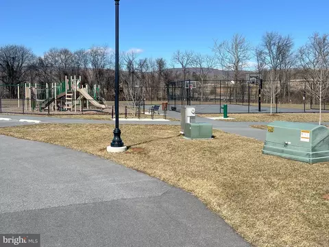 Exterior - 1702 Damsire Mews, Frederick, MD 21702 photo 11 of 16