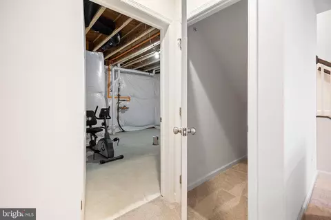 Entry Way - 1702 Damsire Mews, Frederick, MD 21702 photo 31 of 35