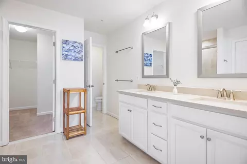 Entry Way - 1702 Damsire Mews, Frederick, MD 21702 photo 23 of 35