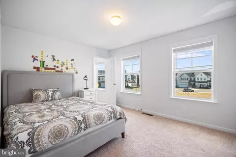 Bedroom - 1702 Damsire Mews, Frederick, MD 21702 photo 8 of 9