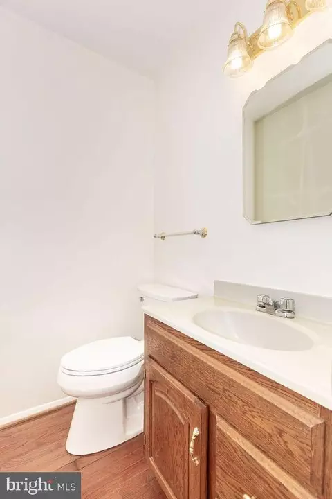 583 Hillcrest Dr, Frederick, MD 21703 photo 7