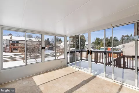 1322 Hillcrest Dr, Frederick, MD 21703 photo 5