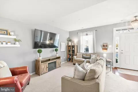 2709 Osprey Way, Frederick, MD 21701 photo 2