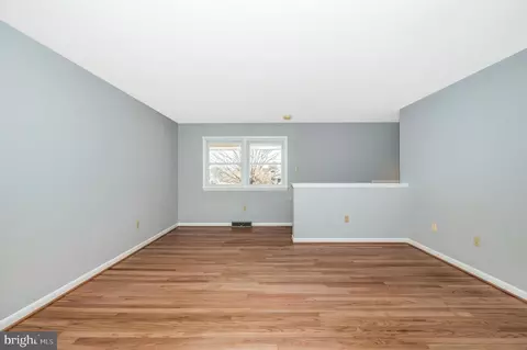 4520 Willow Tree Dr, Middletown, MD 21769 photo 2