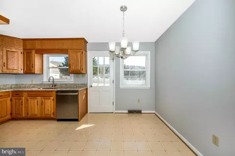 4520 Willow Tree Dr, Middletown, MD 21769 photo 12